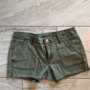 Green BKE shorts rose gold button size 27